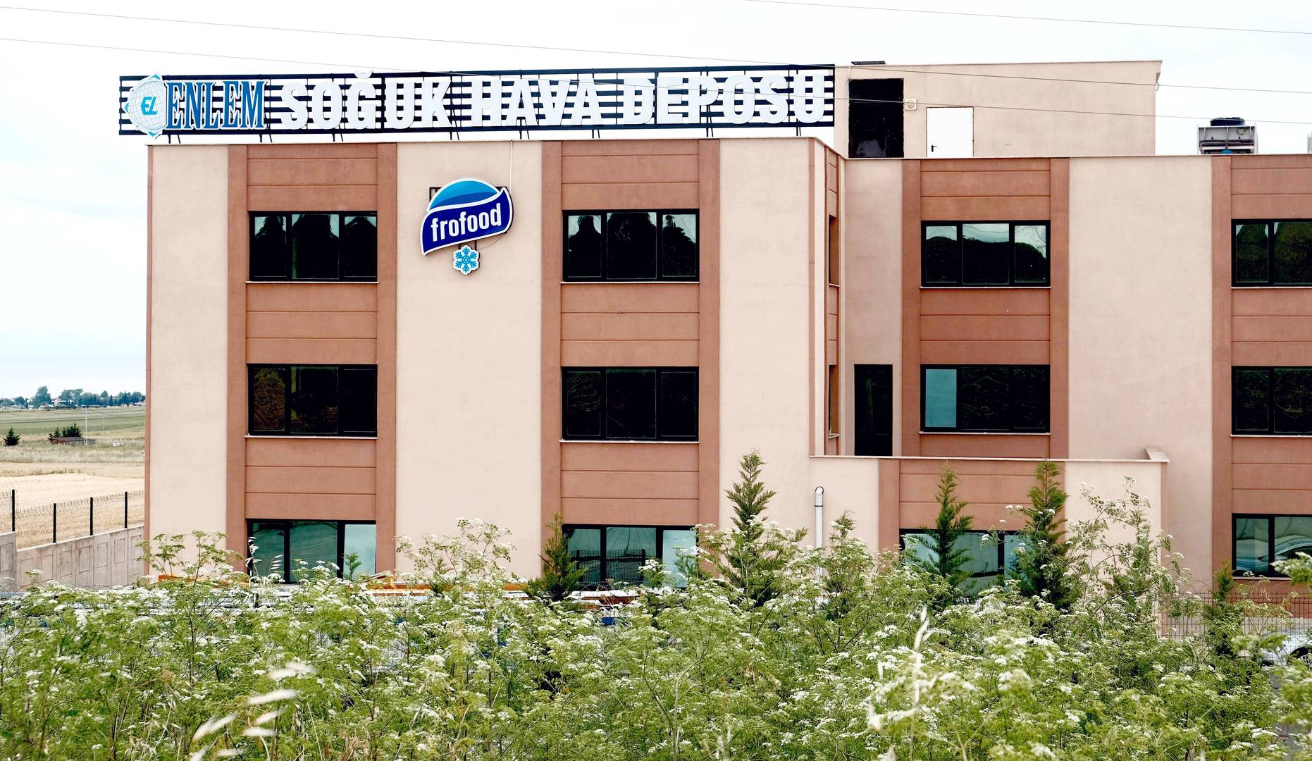 Enlem Silivri tesisi — dış görünüm